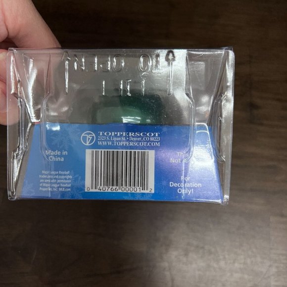 Oregon‎ Green MLB Baseball Glass Ball Christmas Ornament - Picture 6 of 7